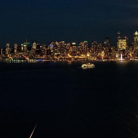 180 Degree, Unobstructed Bluff View! Lägenhet Seattle Exteriör bild