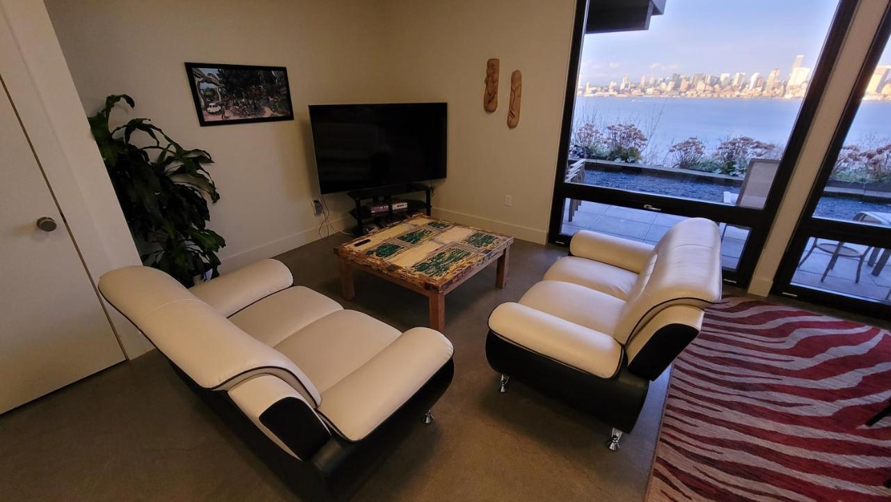 180 Degree, Unobstructed Bluff View! Lägenhet Seattle Exteriör bild