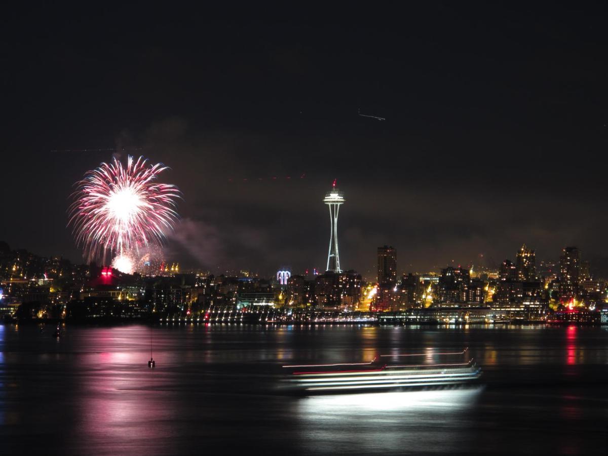 180 Degree, Unobstructed Bluff View! Lägenhet Seattle Exteriör bild